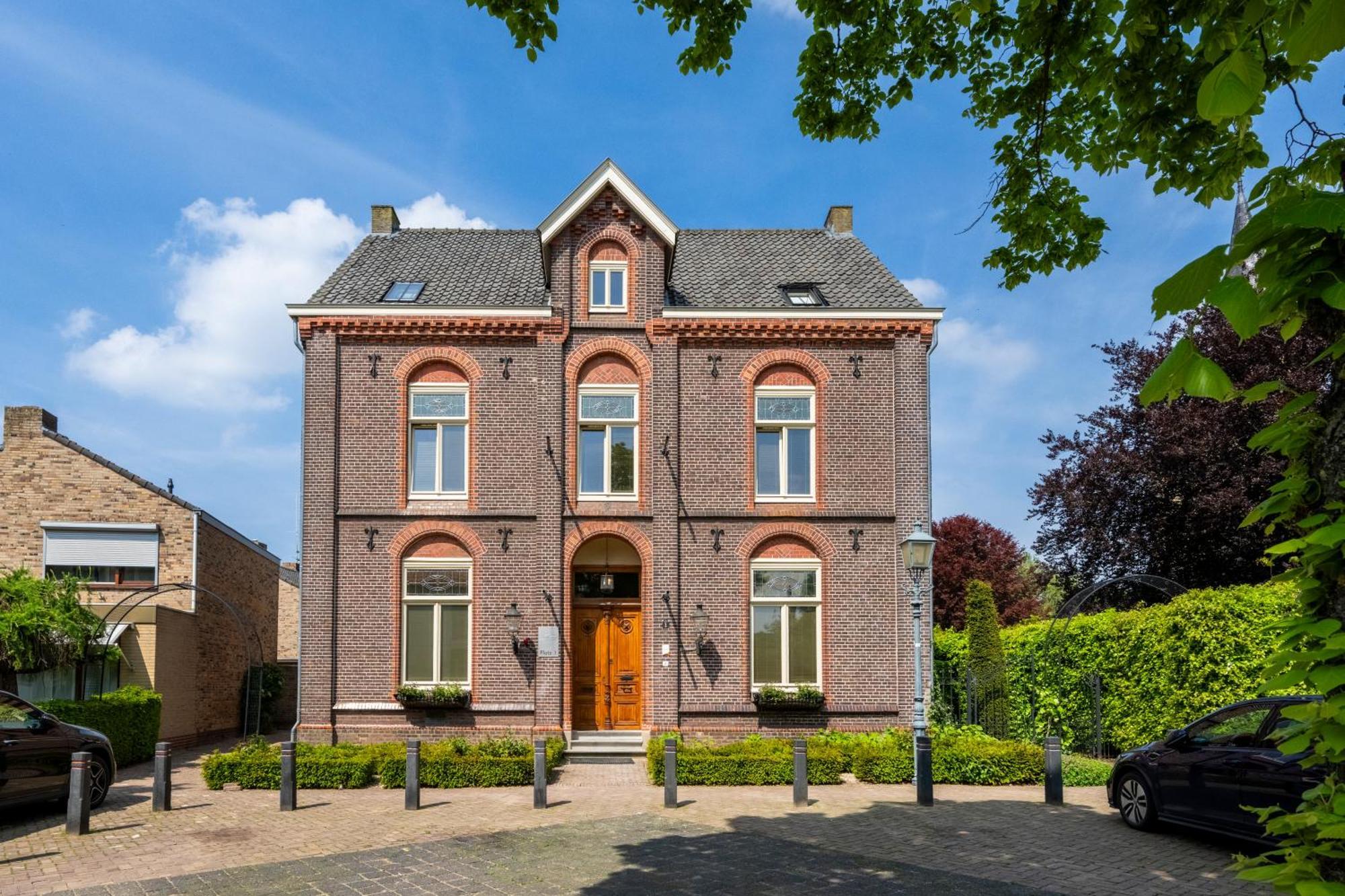 Landgoed Kasteel Limbricht Acomodação com café da manhã Exterior foto