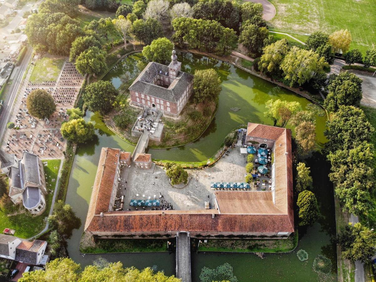 Landgoed Kasteel Limbricht Acomodação com café da manhã Exterior foto